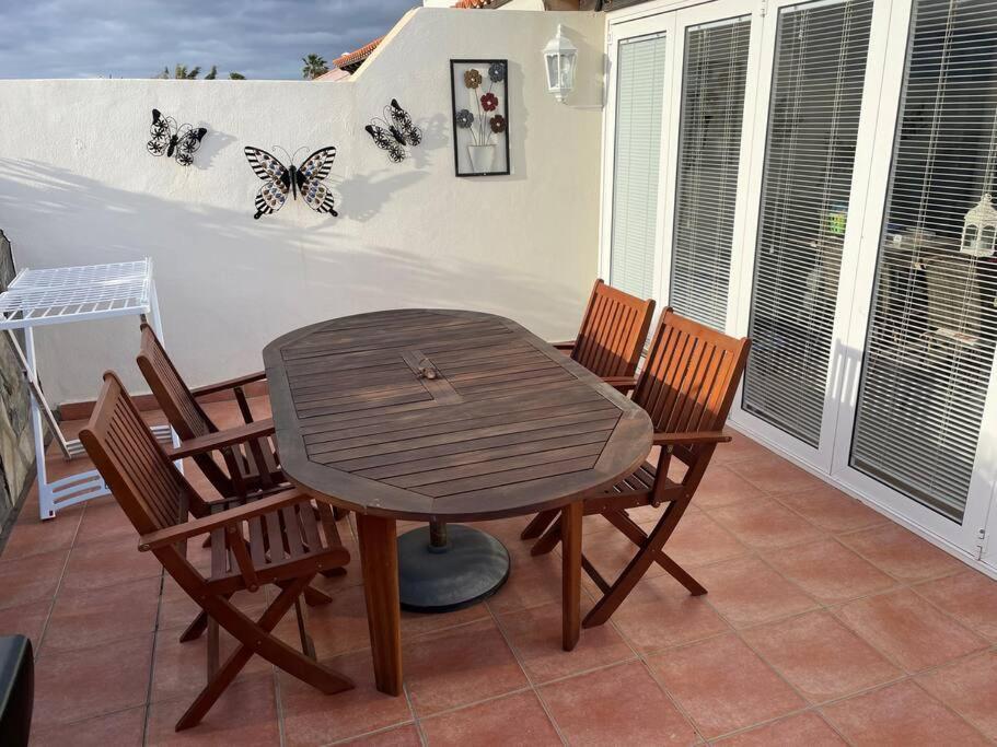Palm Villa 1 Bed Apartment Overlooking Golf Course San Miguel de Abona Esterno foto
