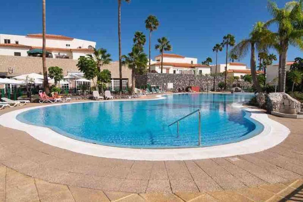 Palm Villa 1 Bed Apartment Overlooking Golf Course San Miguel de Abona Esterno foto