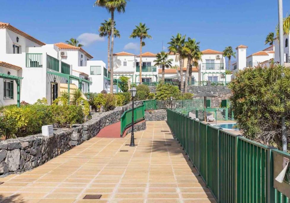 Palm Villa 1 Bed Apartment Overlooking Golf Course San Miguel de Abona Esterno foto