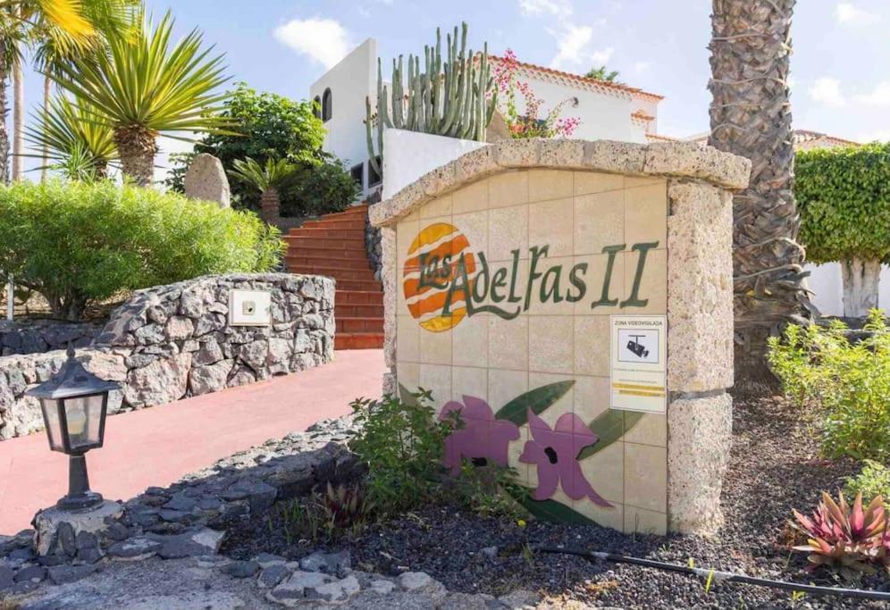 Palm Villa 1 Bed Apartment Overlooking Golf Course San Miguel de Abona Esterno foto